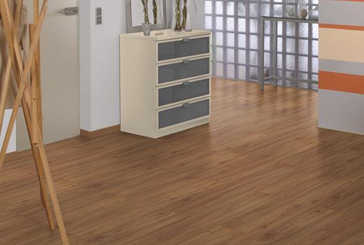 WALNUT BROWN 5 X 243 X 1295